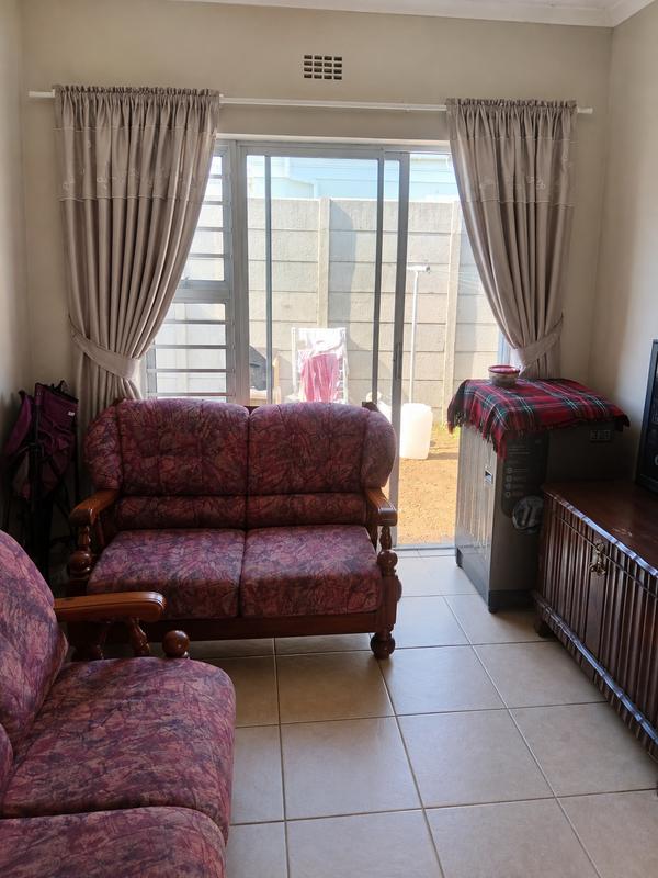 2 Bedroom Property for Sale in Stellendale Western Cape